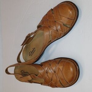 Clarks Bendables Womens Leather Sandals..8.5